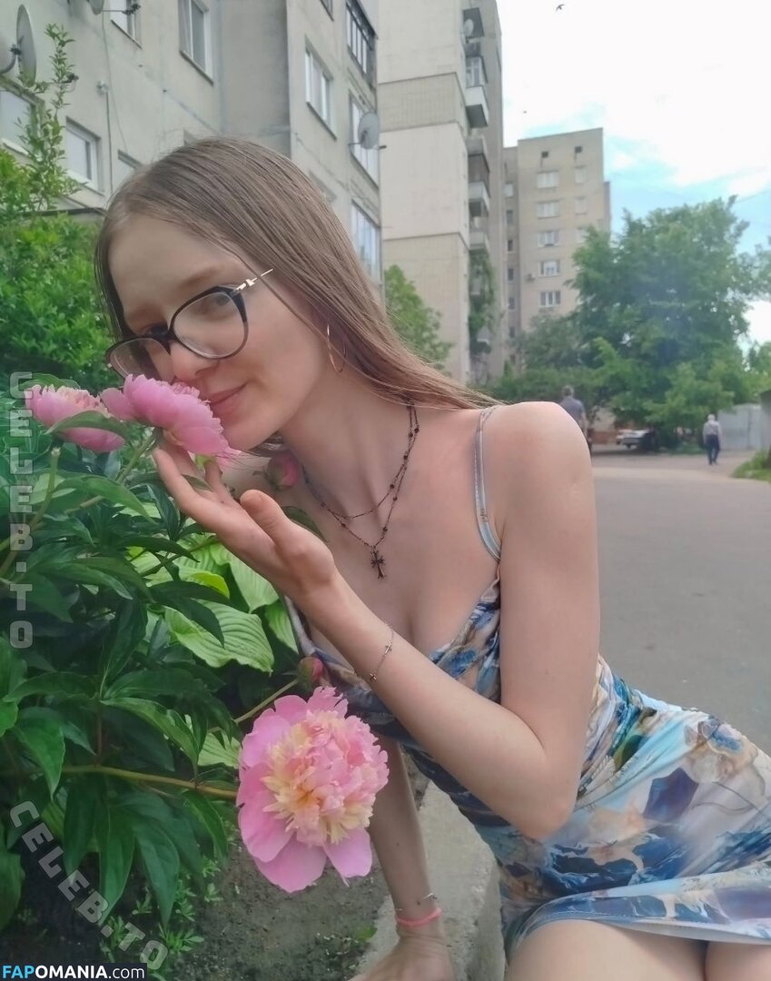 elen.meln / helen_meln777 / melena17_ElenMeln Nudo OnlyFans  Foto trapelata #5
