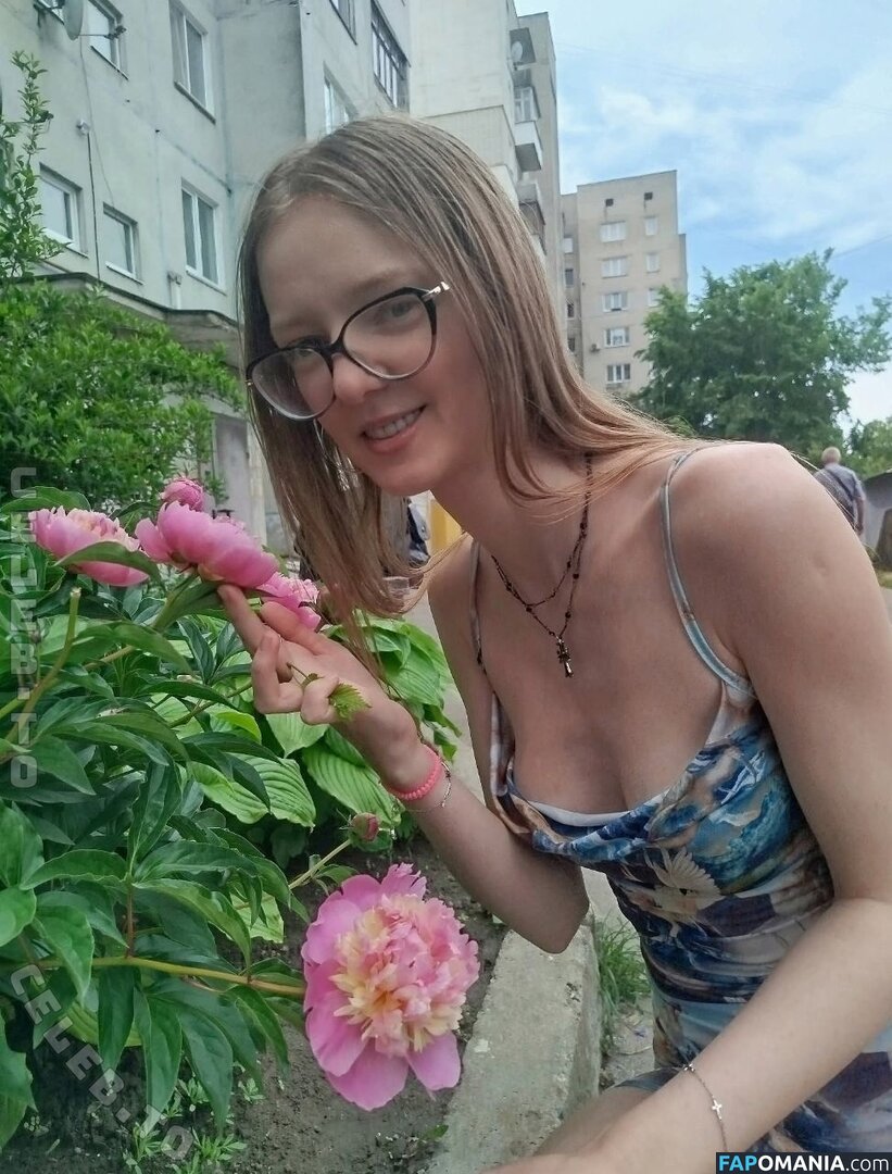elen.meln / helen_meln777 / melena17_ElenMeln Nudo OnlyFans  Foto trapelata #6