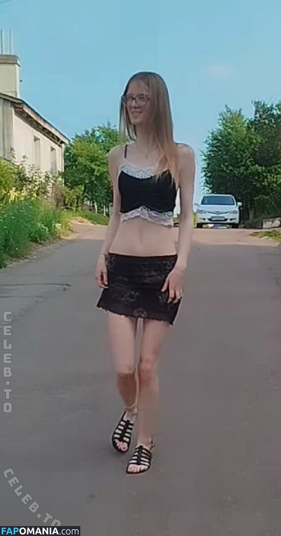 elen.meln / helen_meln777 / melena17_ElenMeln Nudo OnlyFans  Foto trapelata #8