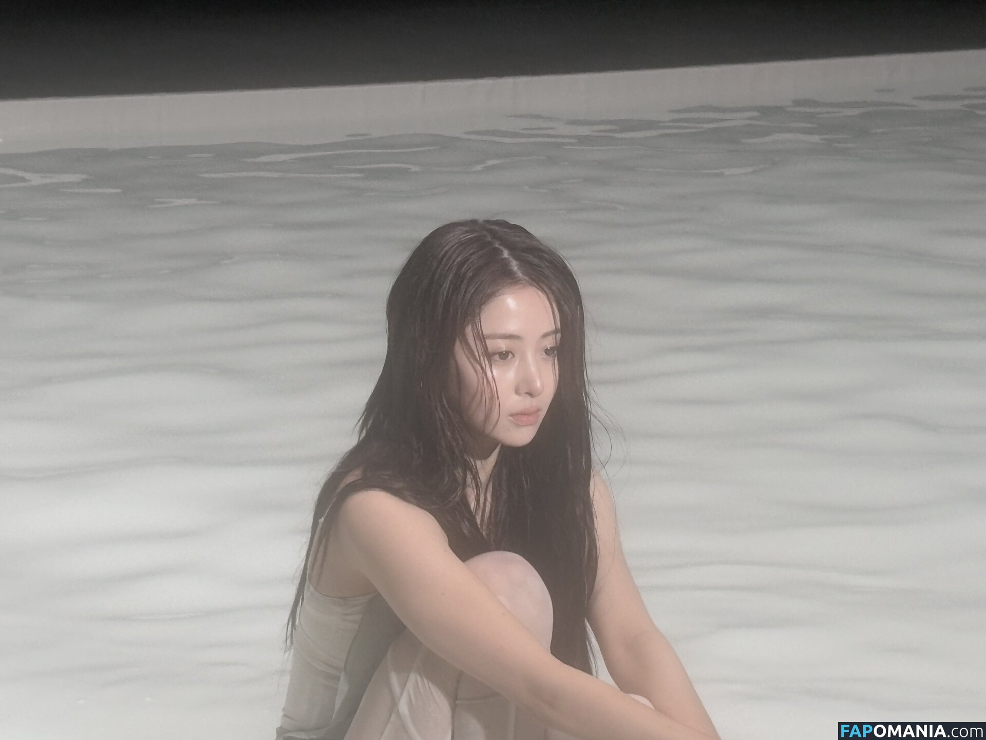 Huh Yunjin 허윤진 / LESSERAFIM / jenaissante Nudo OnlyFans  Foto trapelata #5