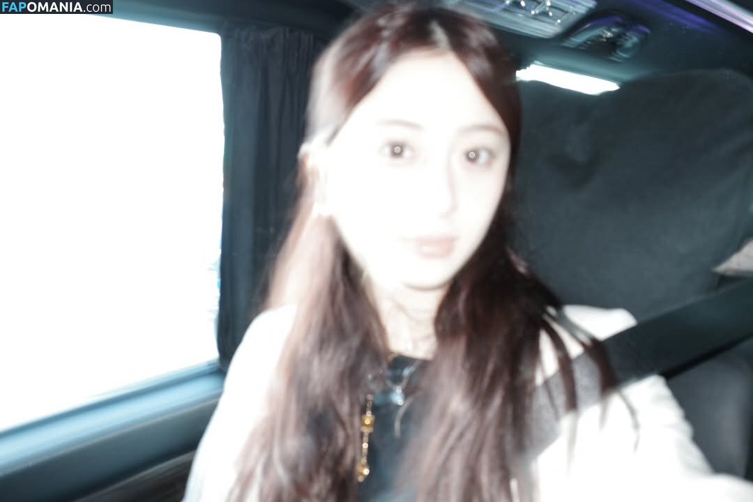Huh Yunjin 허윤진 / LESSERAFIM / yunjin_lesserafims Nudo OnlyFans  Foto trapelata #11