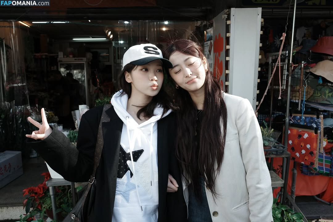 Huh Yunjin 허윤진 / LESSERAFIM / yunjin_lesserafims Nudo OnlyFans  Foto trapelata #12