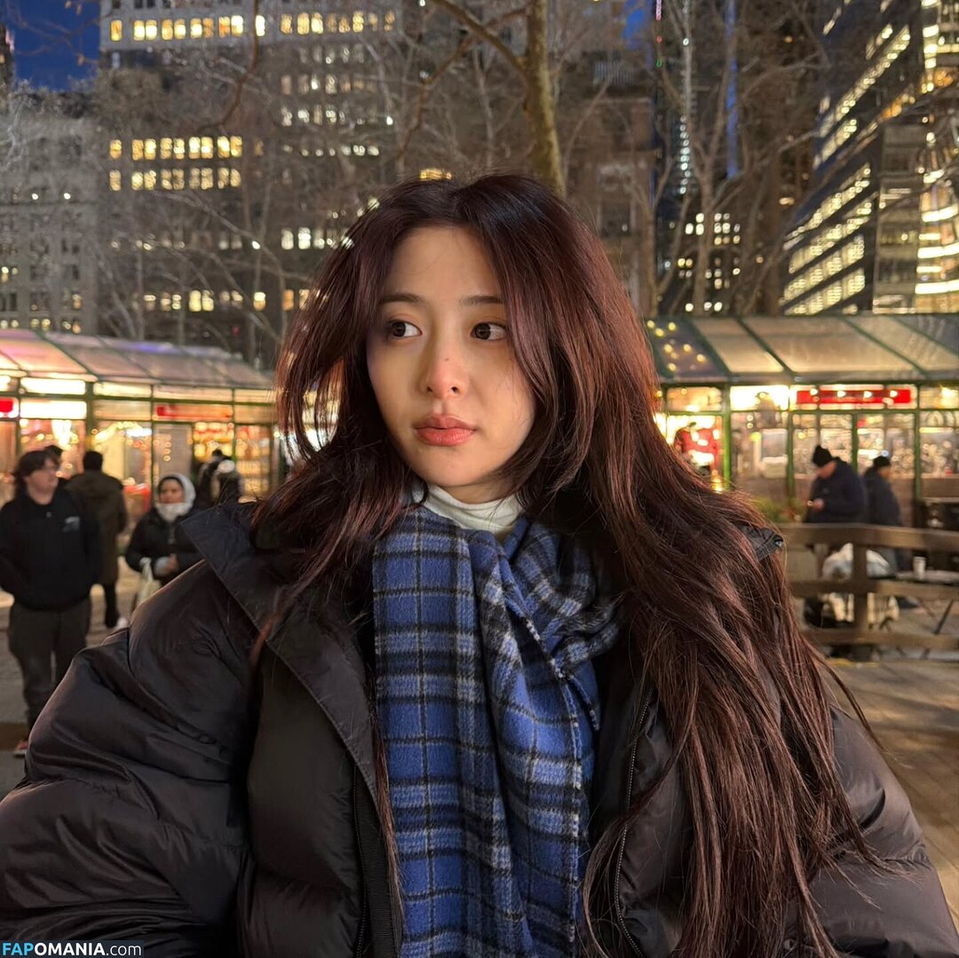 Huh Yunjin 허윤진 / LESSERAFIM / yunjin_lesserafims Nudo OnlyFans  Foto trapelata #47
