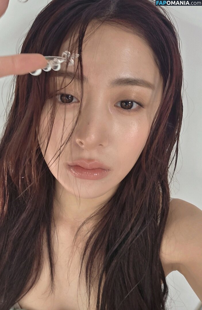 Huh Yunjin 허윤진 / LESSERAFIM / jenaissante Nudo OnlyFans  Foto trapelata #128
