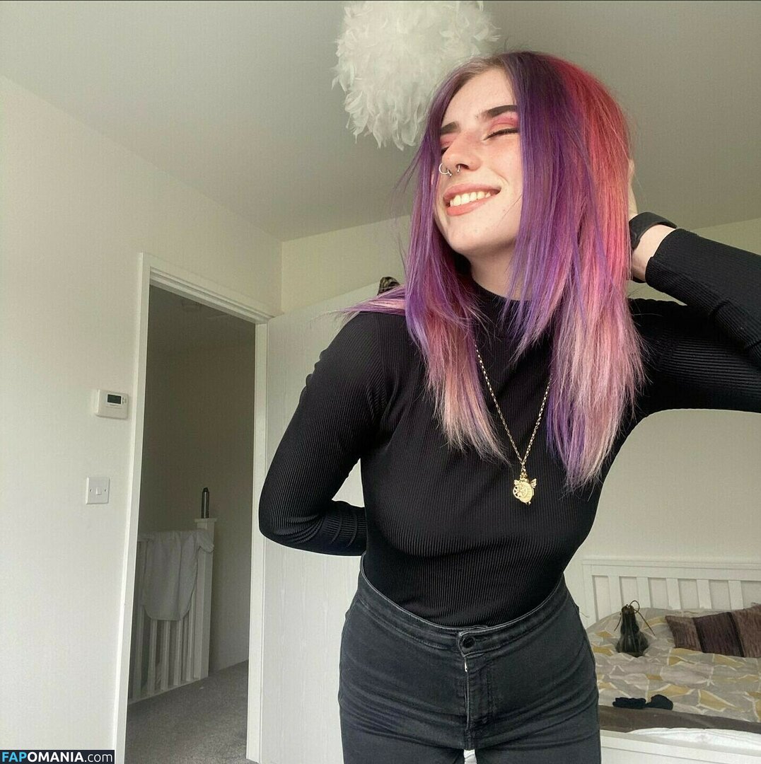 Humberstone / Nicole Louise Nudo OnlyFans  Foto trapelata #4