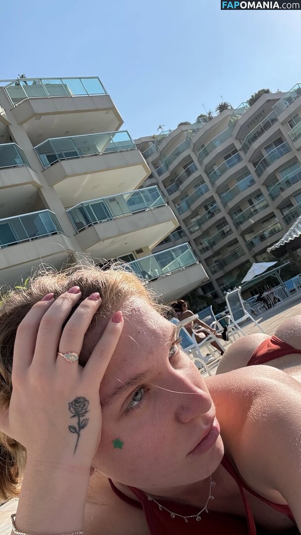 iamcarlavoicu / onlyfans Nudo OnlyFans  Foto trapelata #5