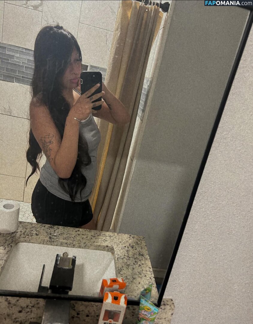 Nikki viera / daddychilll_69 / ickynicki956 Nudo OnlyFans  Foto trapelata #1