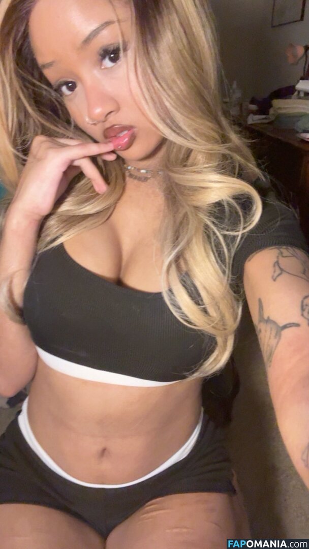https: / ickysisterr / revoltingsister Nudo OnlyFans  Foto trapelata #6