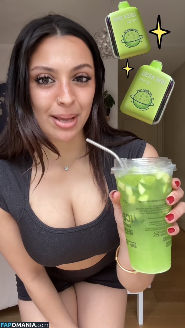 alycakes__ / iconicakes / sara deshmukh / saradeshmukhhh Nudo OnlyFans  Foto trapelata #20