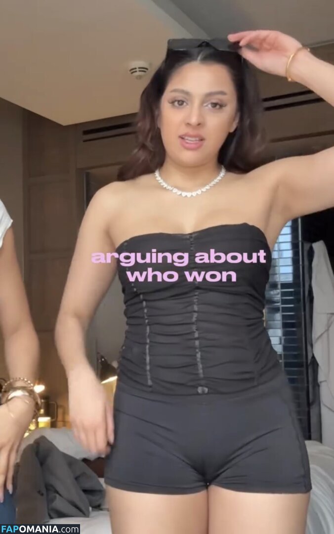 alycakes__ / iconicakes / sara deshmukh / saradeshmukhhh Nudo OnlyFans  Foto trapelata #23