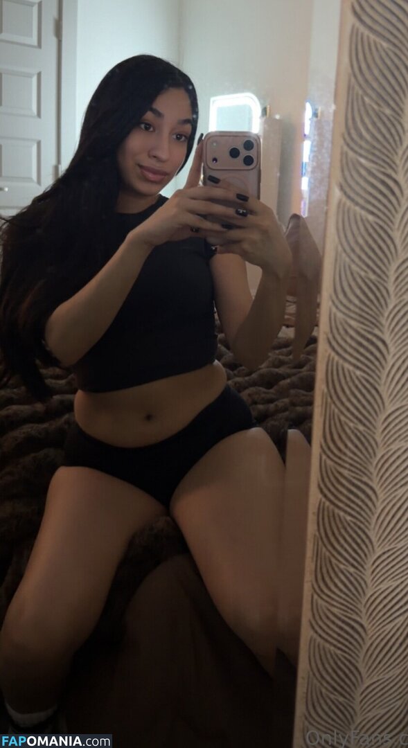 ijustine / ijustneedee Nudo OnlyFans  Foto trapelata #1