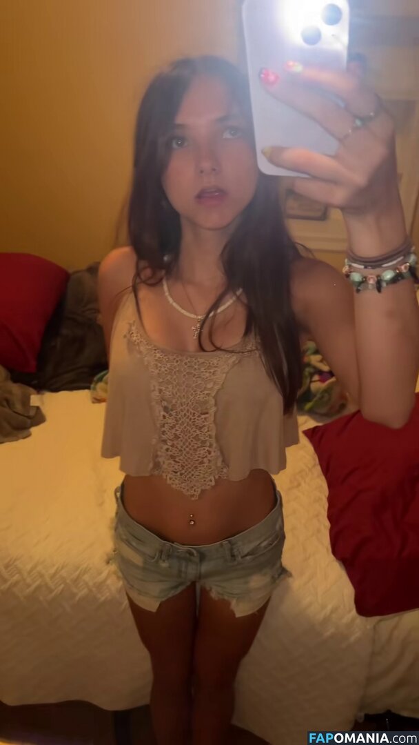 ilovebutterflieslolz123 Nudo OnlyFans  Foto trapelata #3