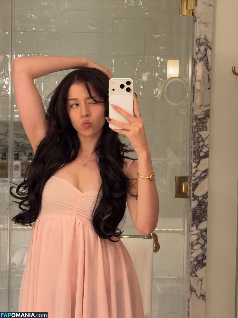 imane / imane... / pokimane Nudo OnlyFans  Foto trapelata #20