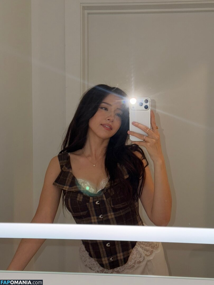 imane / imane... / pokimane Nudo OnlyFans  Foto trapelata #22
