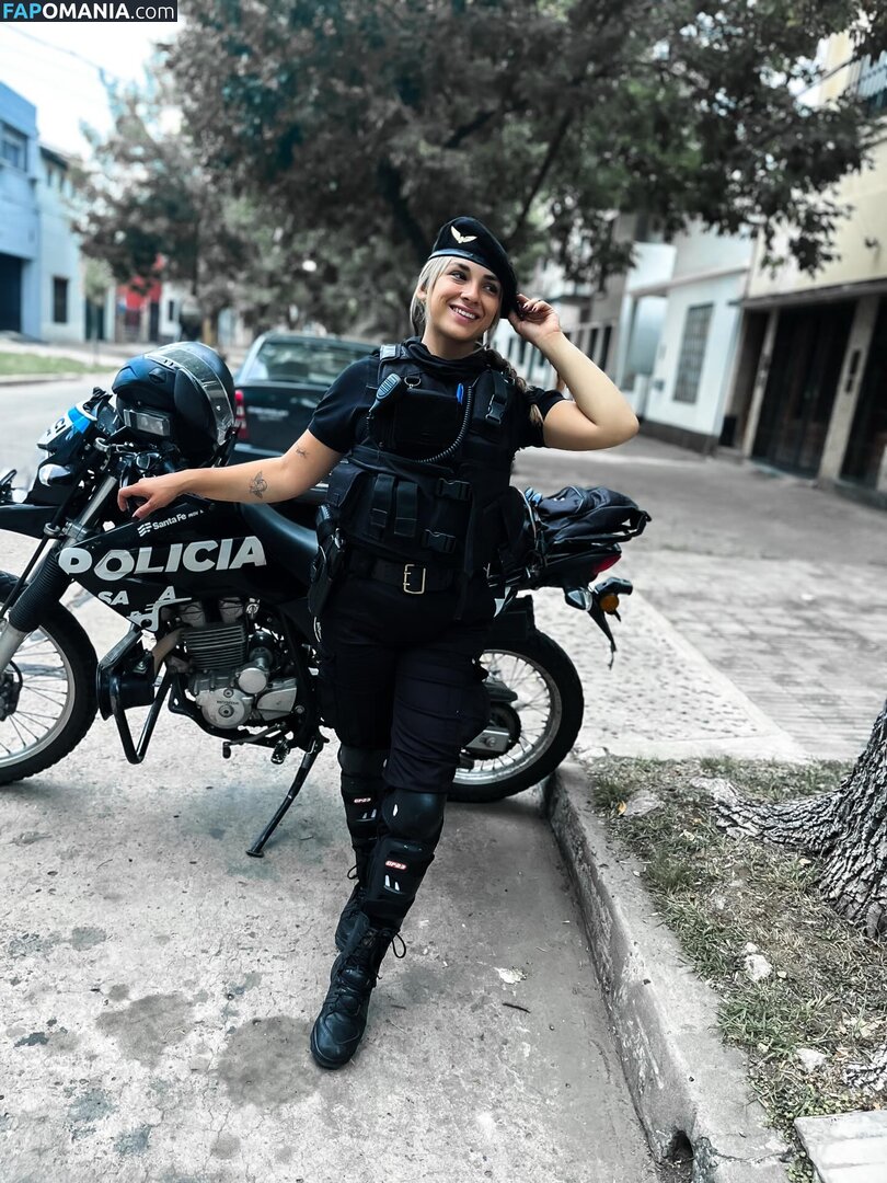 In And Out Uniform Nudo OnlyFans  Foto trapelata #25