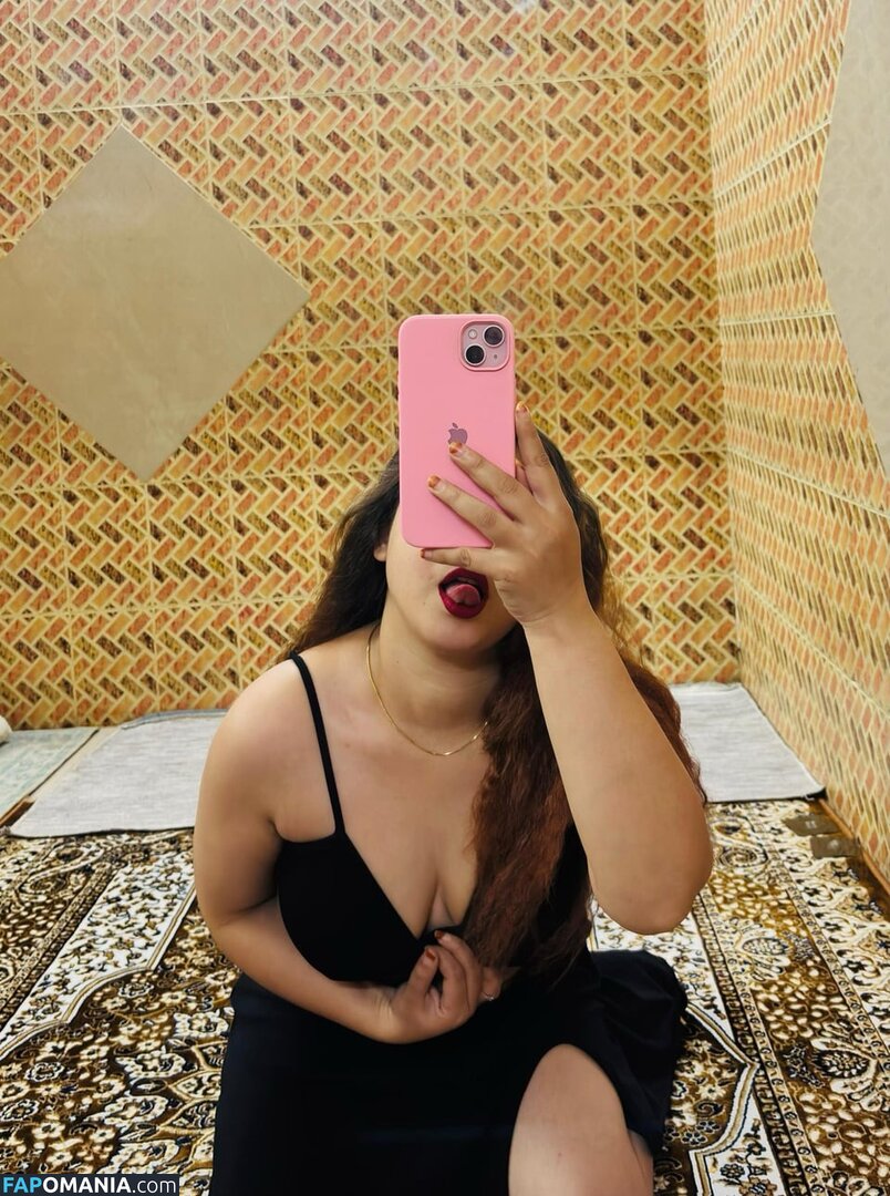 Indian Naughty Stuff / https: / justnaughtystuf / urvashi_apsaraa Nudo OnlyFans  Foto trapelata #1