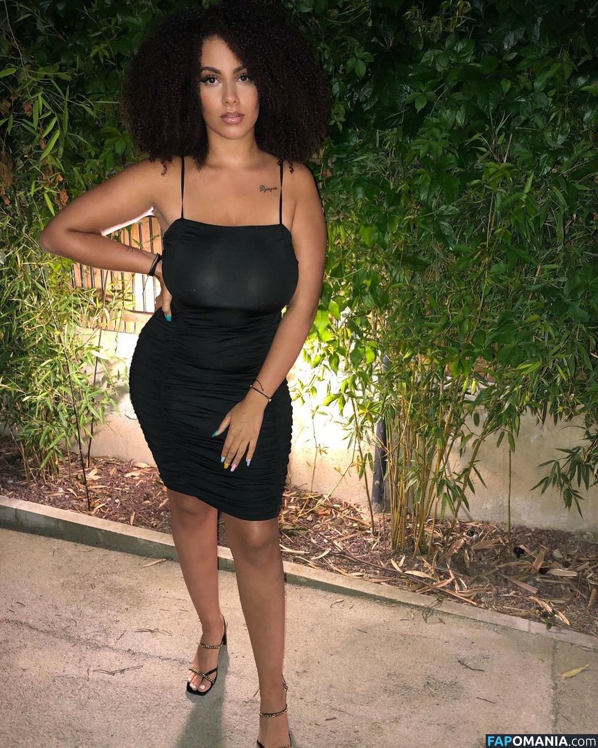 Ines Curly / curlygirl088 / ineees.acr Nudo OnlyFans  Foto trapelata #6