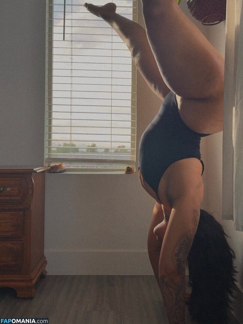 herk0moreb1 / inherbedroom / inherbedroomm / soulfruitt Nudo OnlyFans  Foto trapelata #7