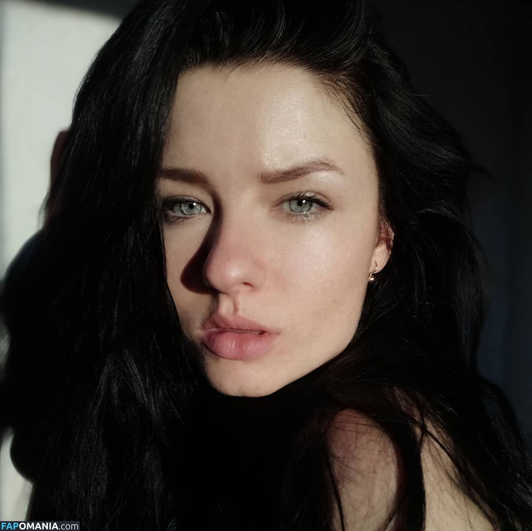 Anna / Innervus Nudo OnlyFans  Foto trapelata #2439