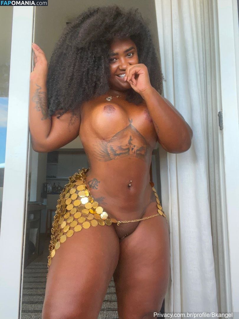 Iona Galvao / bkangel / ionagalvaofc Nudo OnlyFans  Foto trapelata #16