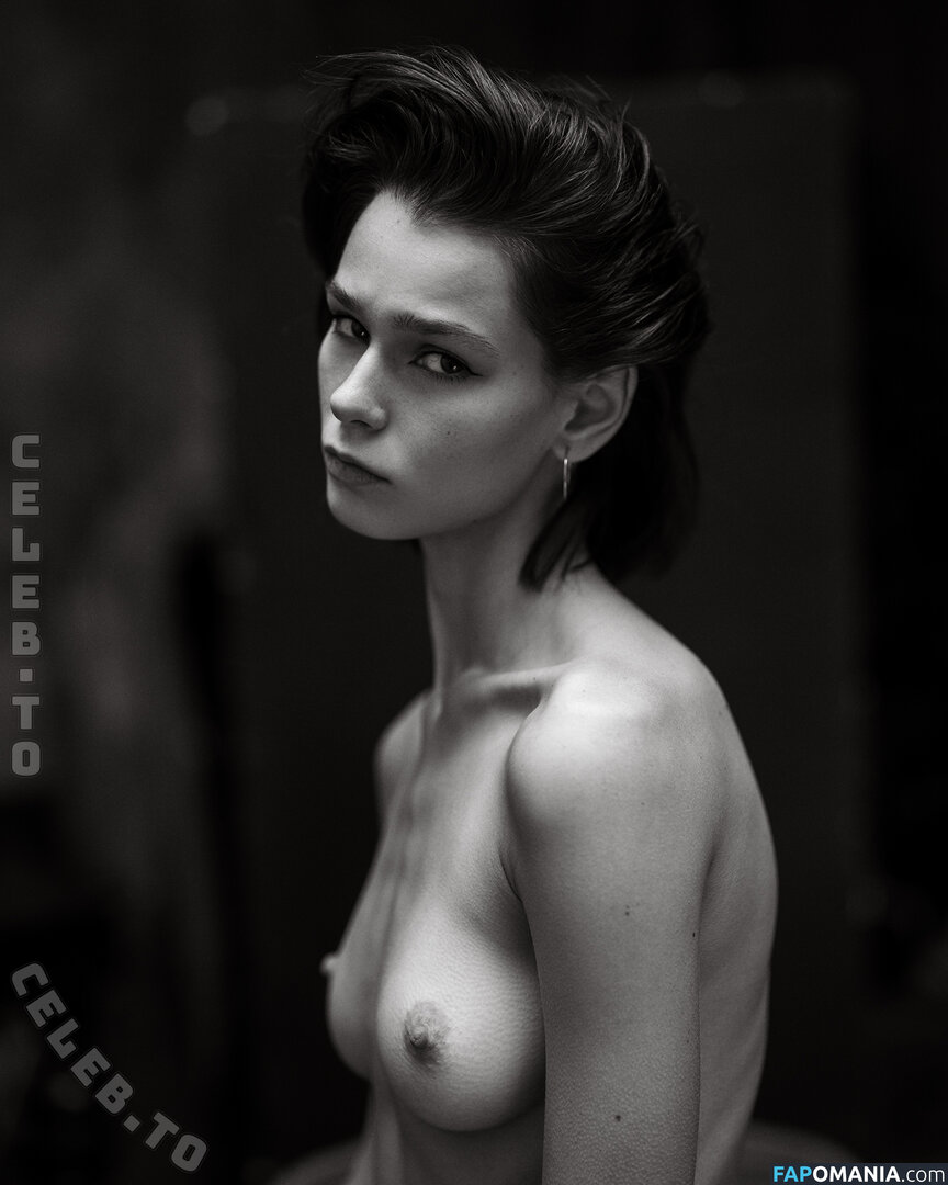 AmberQ / Irina Telicheva / Tasha / https: / irina_tlch Nudo OnlyFans  Foto trapelata #284