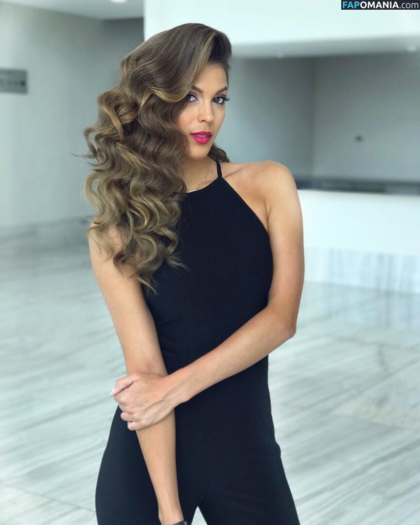 Iris Mittenaere / irismittenaere / summerxiris Nudo OnlyFans  Foto trapelata #13