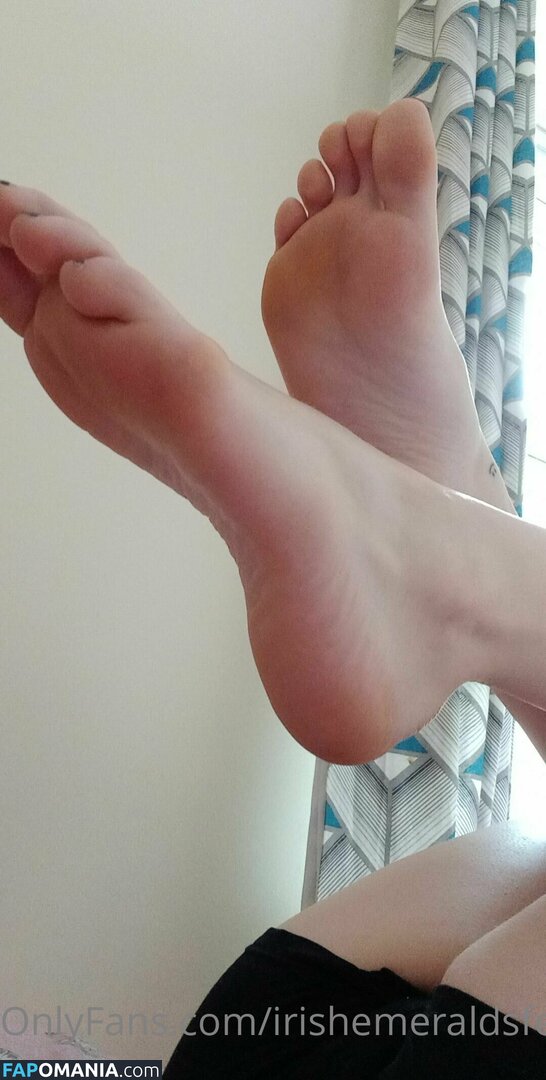 irishemeraldsfeet / therealdesertgypsy Nudo OnlyFans  Foto trapelata #2