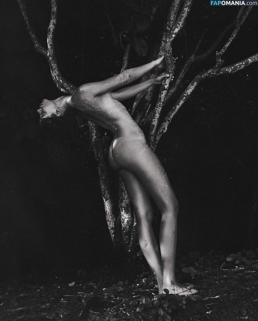 Isabel Kashi / https: / isabelkashi Nudo OnlyFans  Foto trapelata #10