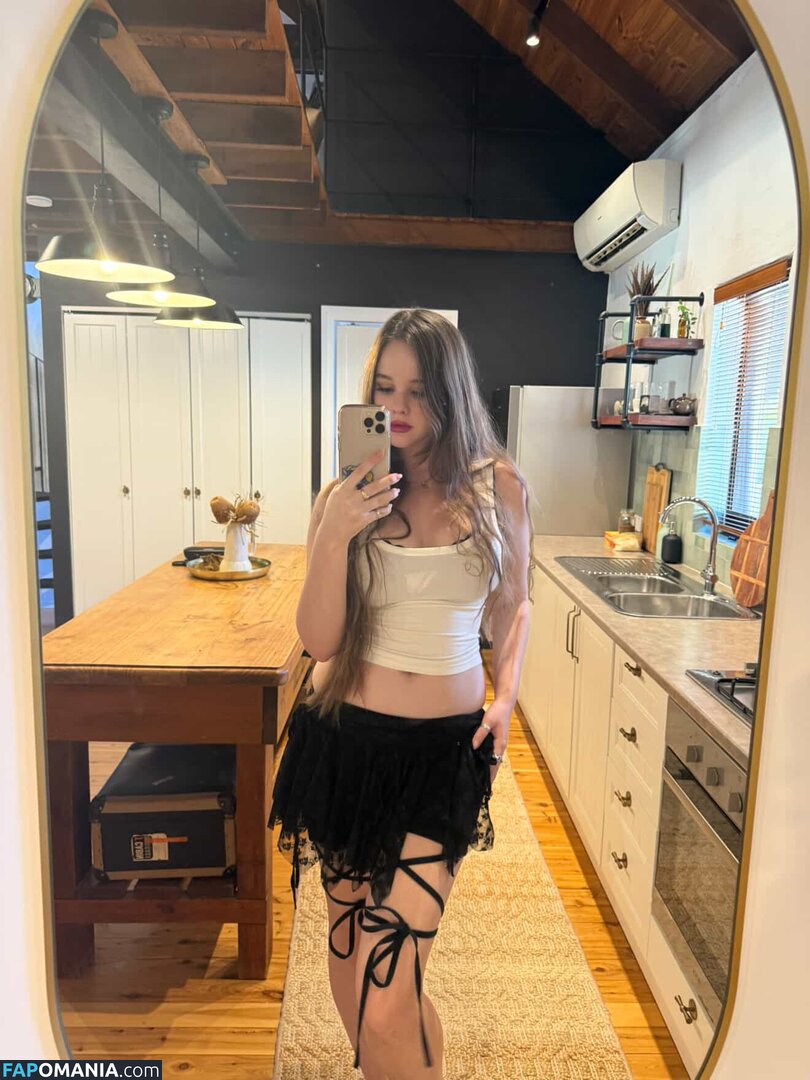 Isabella Ardley / isabella.110022 Nudo OnlyFans  Foto trapelata #25