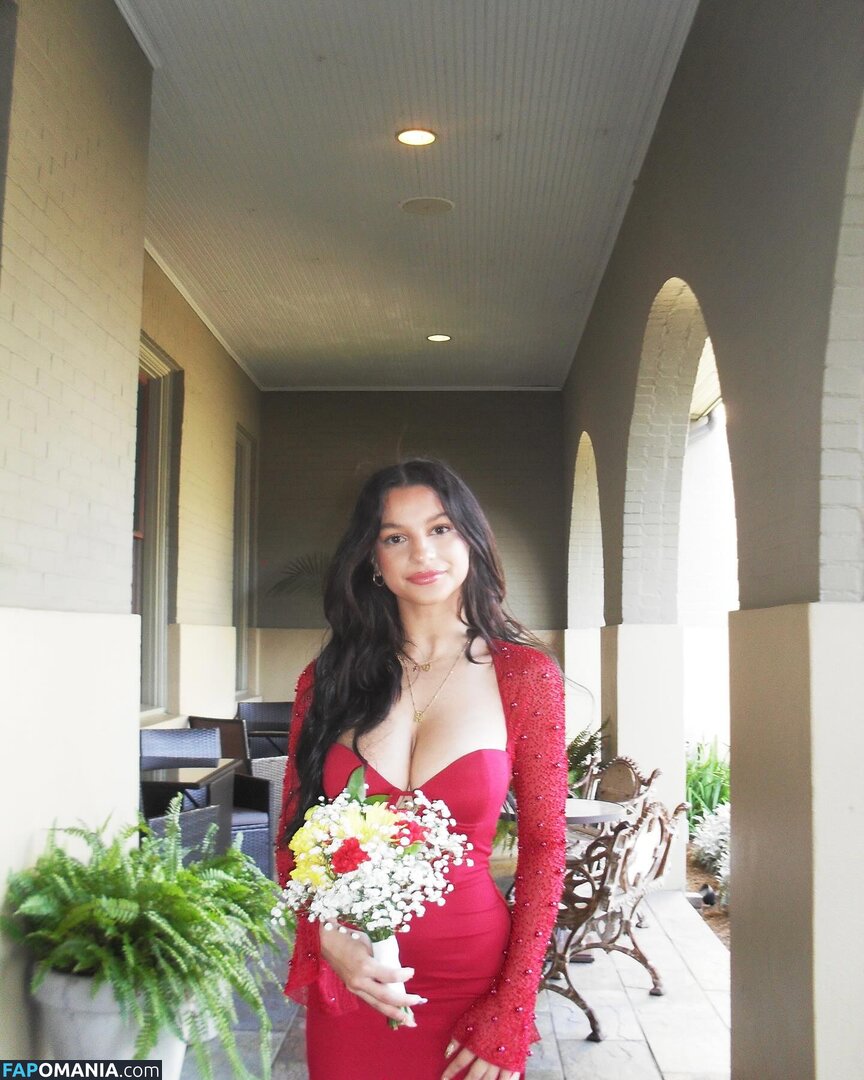 Isabella Wagner / SerenitySource_ / isabellarosewagner Nudo OnlyFans  Foto trapelata #5