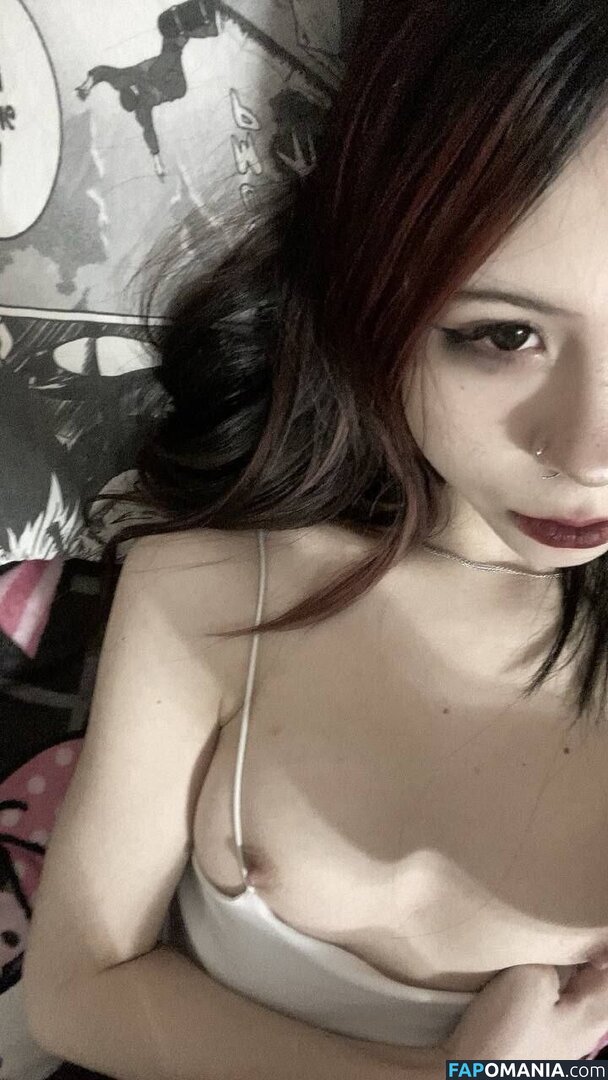 Izolyator Natsuki Nudo OnlyFans  Foto trapelata #6