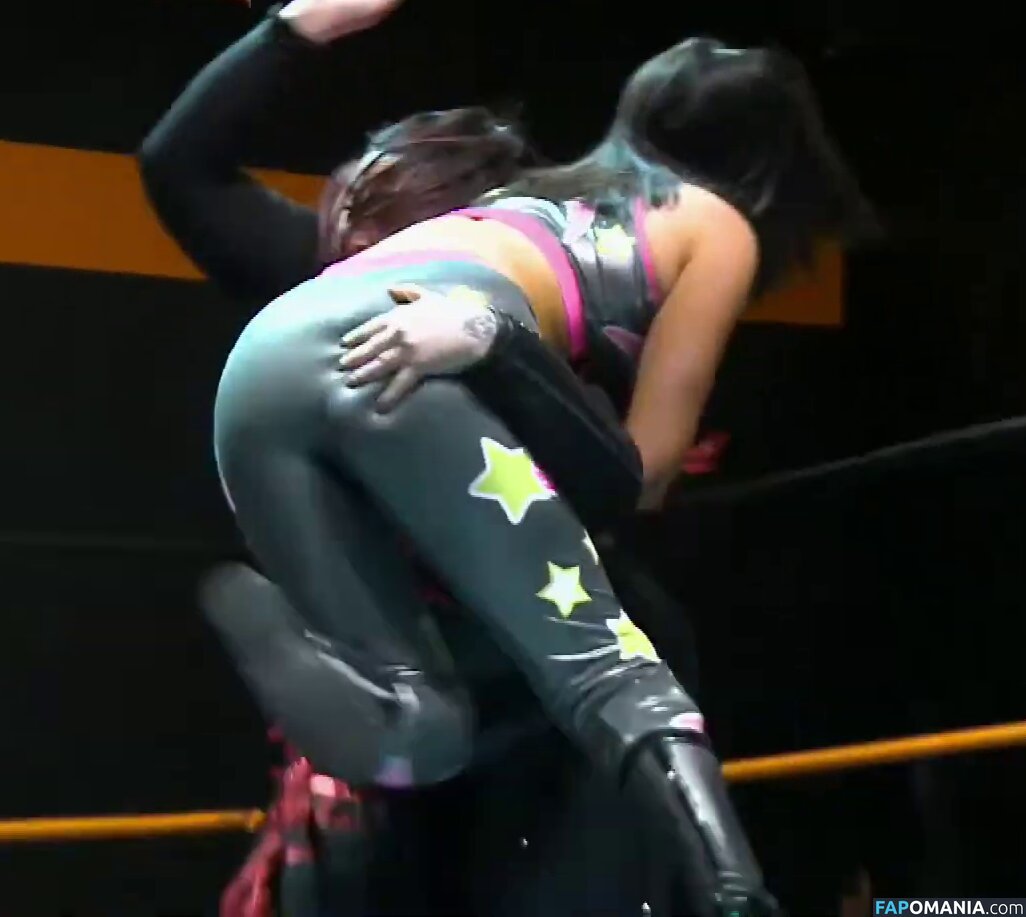 ItsIzzyMania / Izzy Moreno / WWYTWrestling Nudo OnlyFans  Foto trapelata #31