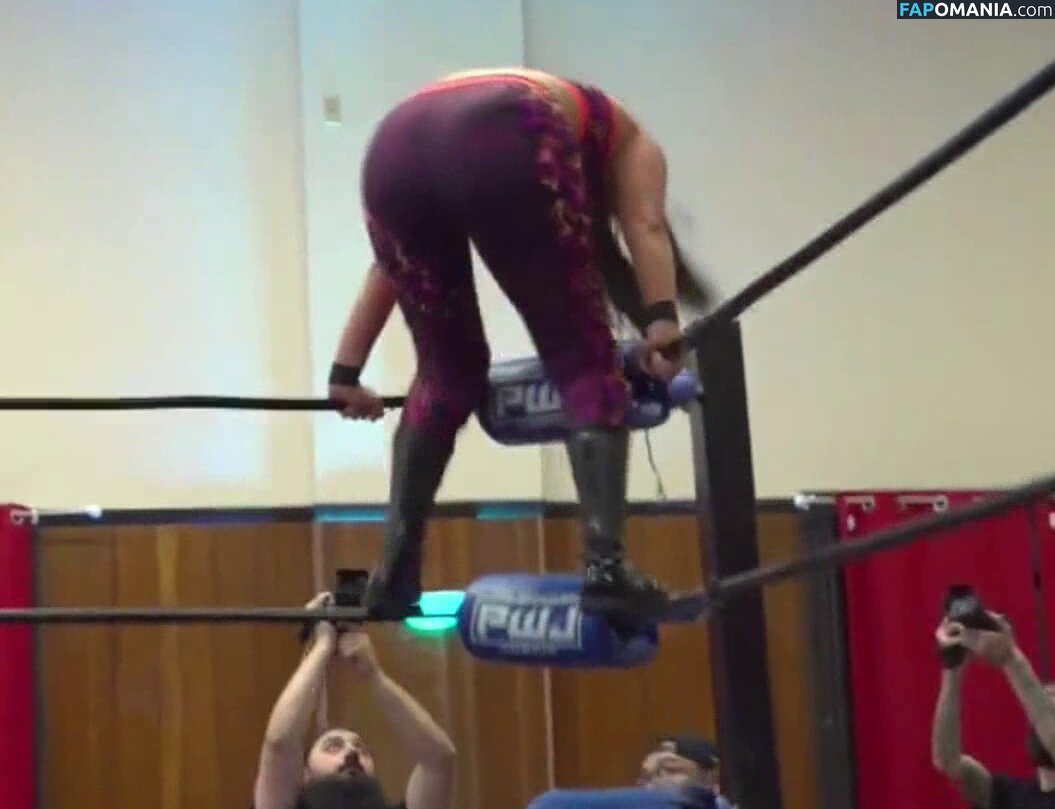 ItsIzzyMania / Izzy Moreno / WWYTWrestling Nudo OnlyFans  Foto trapelata #57