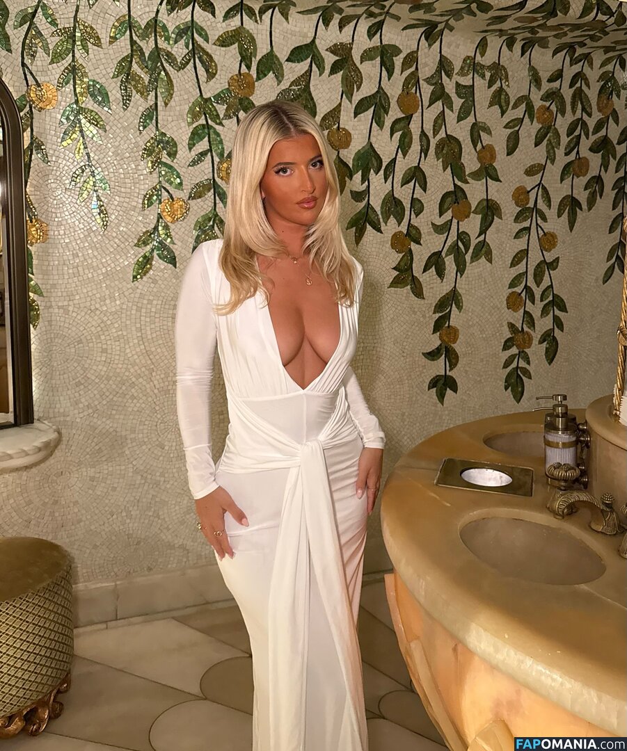 Isabel Taffs / IzzyTaffs / isabel_taffs / isabeltaffs Nudo OnlyFans  Foto trapelata #4