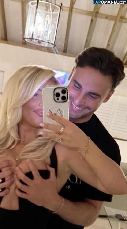 Isabel Taffs / IzzyTaffs / isabel_taffs / isabeltaffs Nudo OnlyFans  Foto trapelata #22