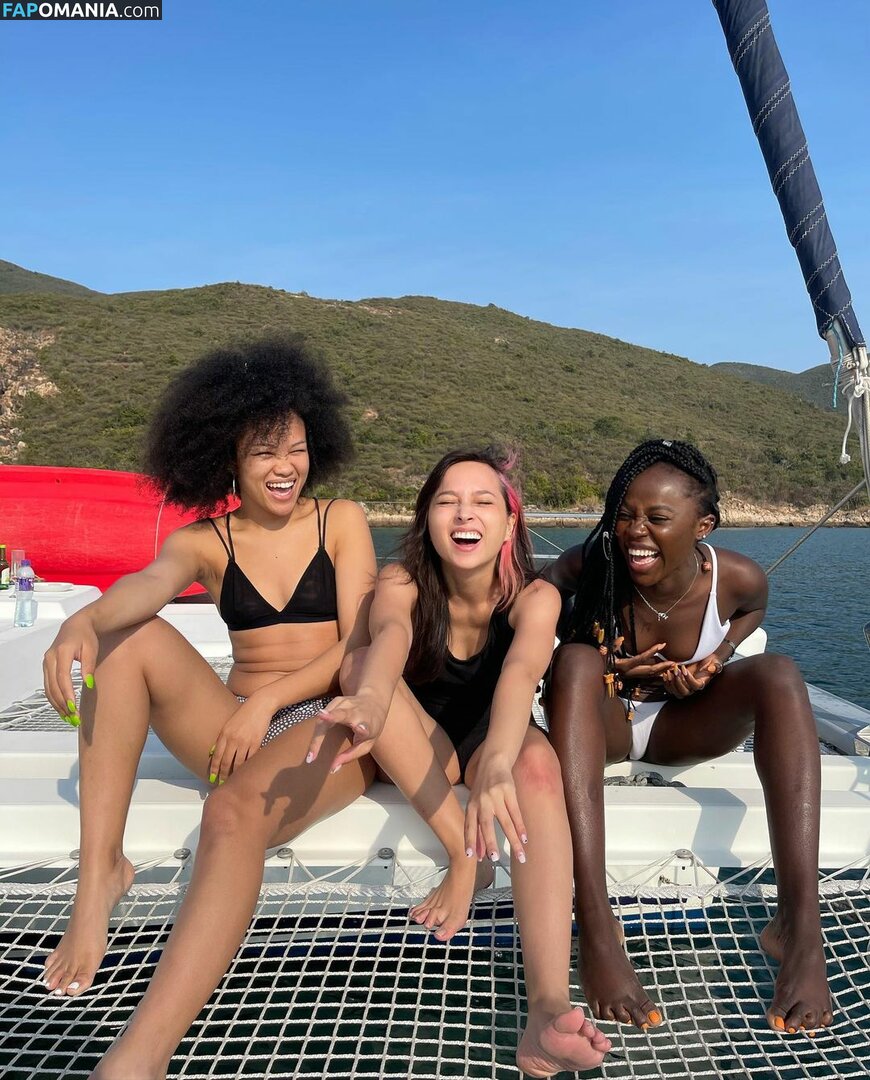 J Lou 林欣 / jlouofficial Nudo OnlyFans  Foto trapelata #4