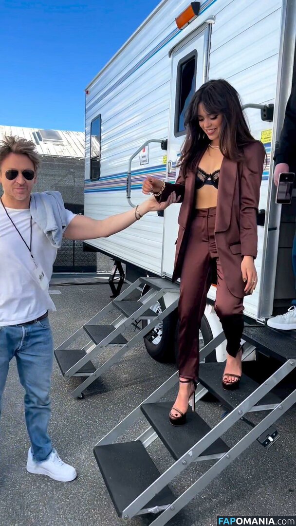 Jenna Ortega / Page / jennaortega Nudo OnlyFans  Foto trapelata #376