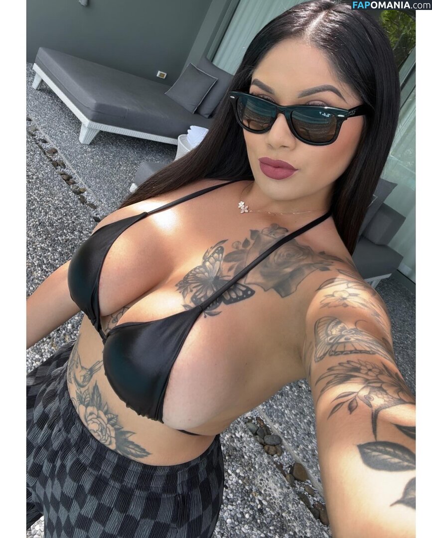 Jessica Elliott / Jessica Estrada / https: / jesslilyelliott / pinky_von_tease / pinkyvont Nudo OnlyFans  Foto trapelata #3