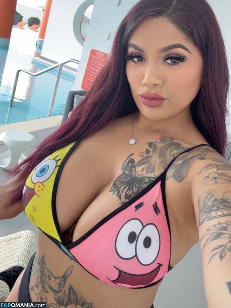 Jessica Elliott / Jessica Estrada / https: / jesslilyelliott / pinky_von_tease / pinkyvont Nudo OnlyFans  Foto trapelata #11