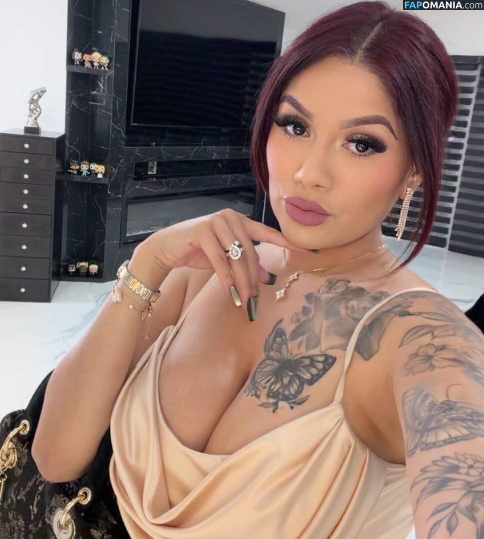 Jessica Elliott / Jessica Estrada / https: / jesslilyelliott / pinky_von_tease / pinkyvont Nudo OnlyFans  Foto trapelata #13