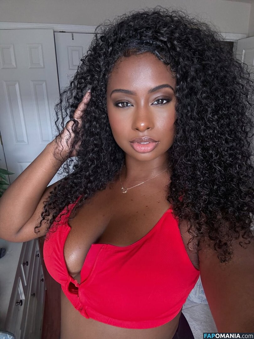 jharionne Nudo OnlyFans  Foto trapelata #2