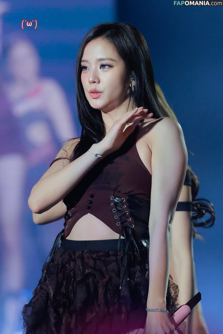 BLACKPINK / Jisoo / qenshizu / sooyaaa__ Nudo OnlyFans  Foto trapelata #581