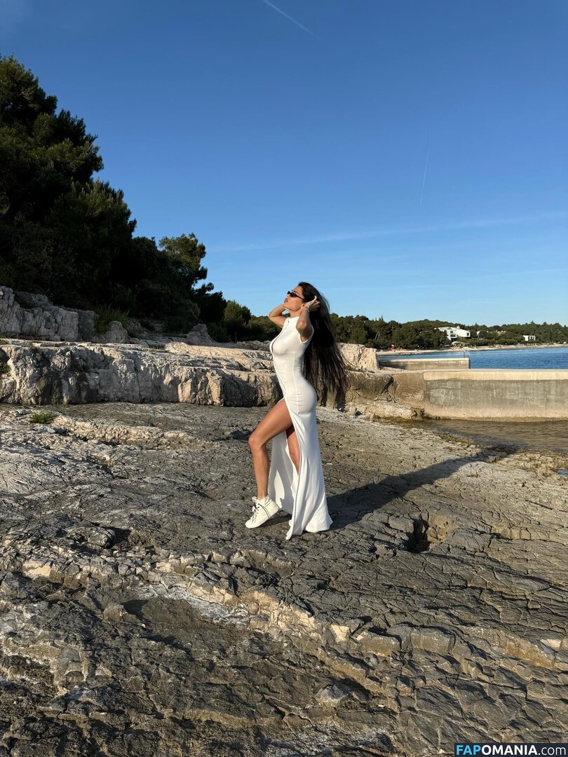 Jovana Djordjevic / callmelolita Nudo OnlyFans  Foto trapelata #8