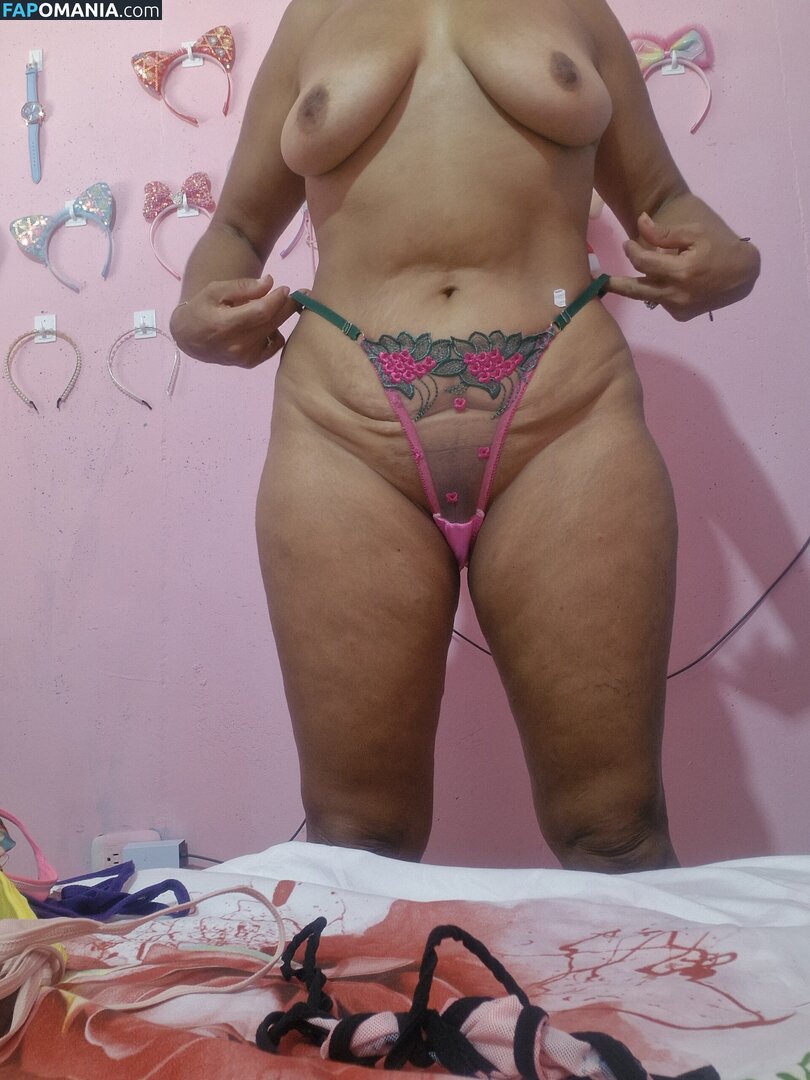 Juguetona 69 Nudo OnlyFans  Foto trapelata #13