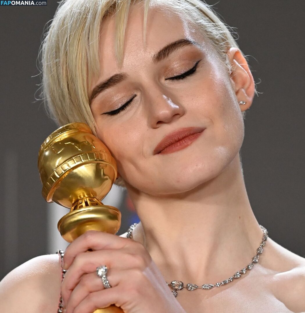 Julia Garner / juliagarnerofficial / ztyg_29 Nudo OnlyFans  Foto trapelata #11