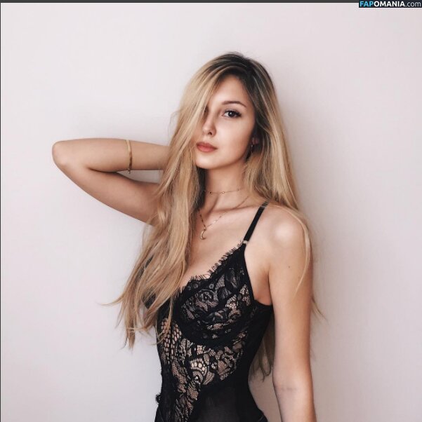 Julia Majch / Moonunyo / Shieru Nudo OnlyFans  Foto trapelata #52