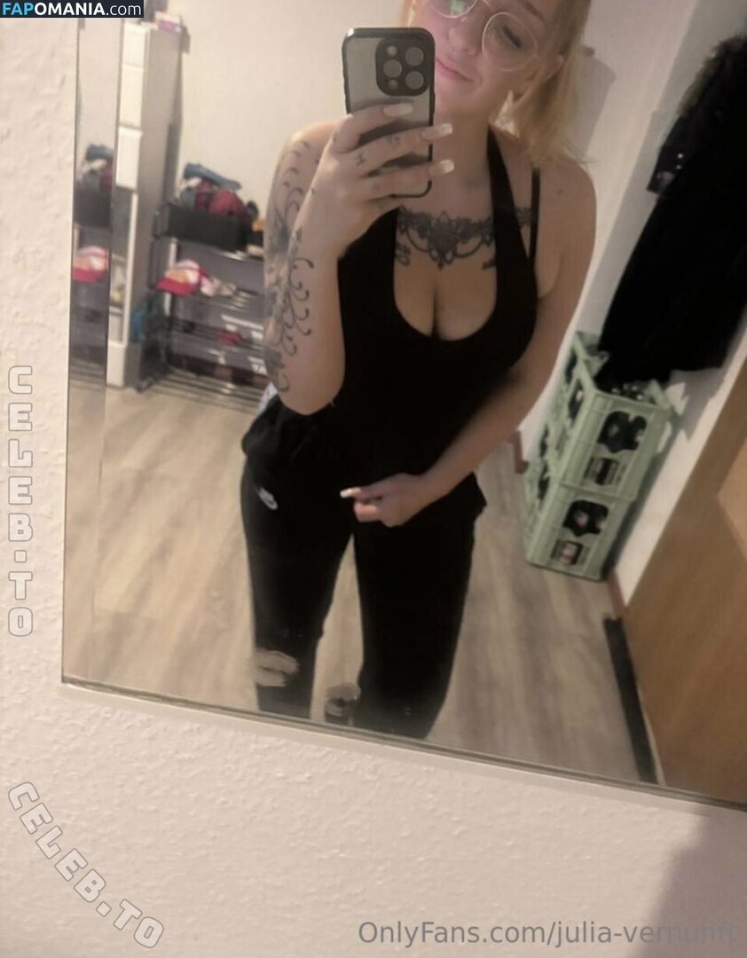 Julia vernunft / Julia-vernunft Nudo OnlyFans  Foto trapelata #2
