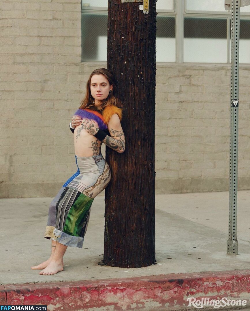 Julien Baker / julienrbaker Nudo OnlyFans  Foto trapelata #8