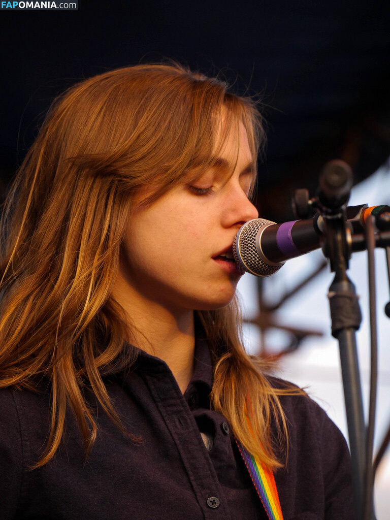 Julien Baker / julienrbaker Nudo OnlyFans  Foto trapelata #13