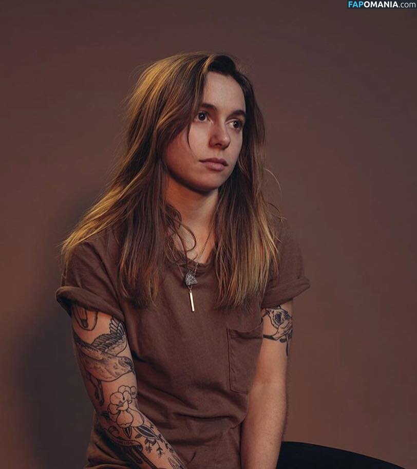 Julien Baker / julienrbaker Nudo OnlyFans  Foto trapelata #24